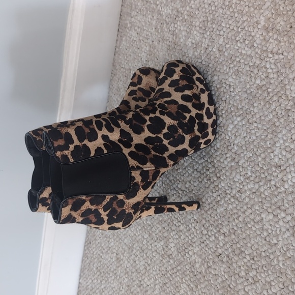 Gianni Bini ankle boots - Picture 1 of 8